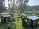 Двухэтажный дом с баней на берегу реки Нарва.