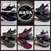 Продаются кроссовки фирмы NASA